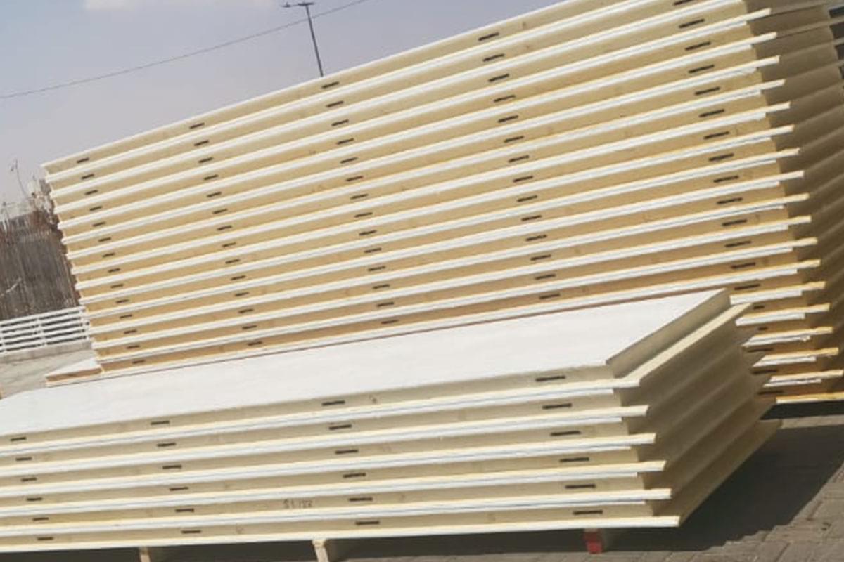 Cam-lock insulated panels